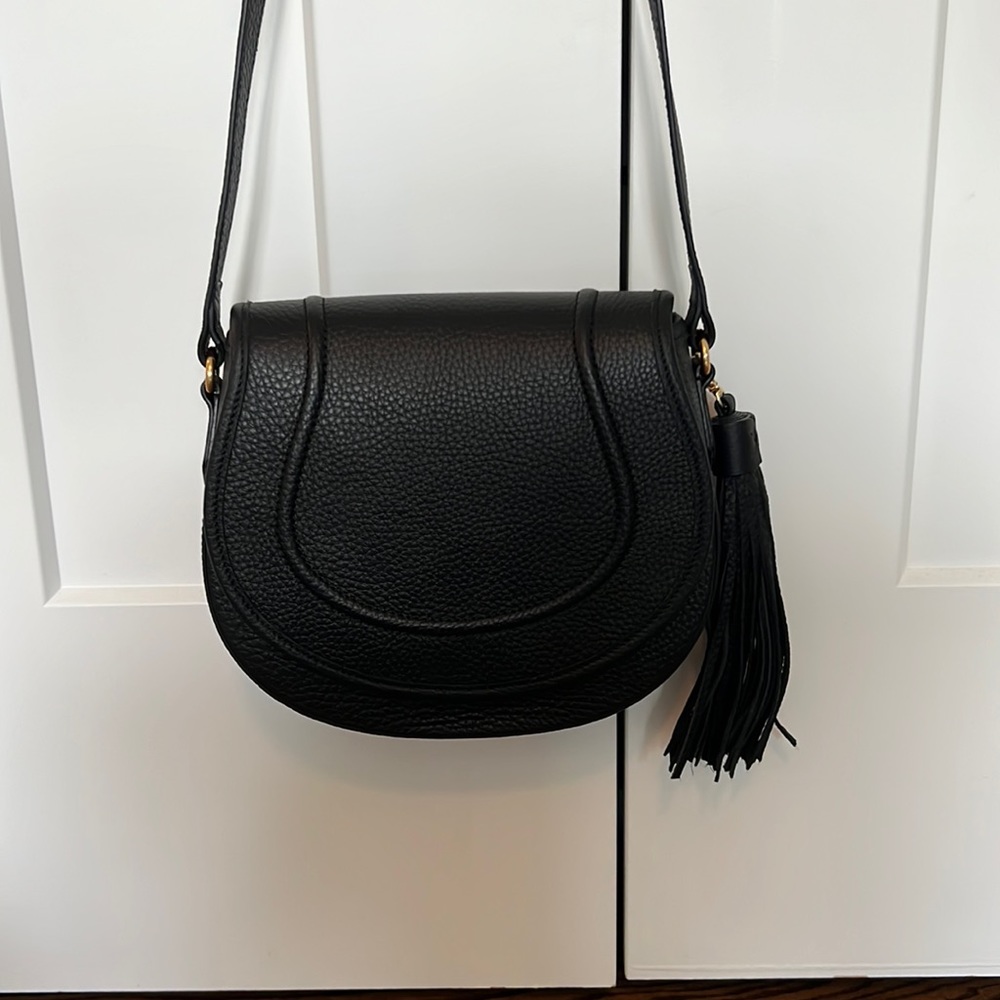 Gigi New York Jenni Saddle Bag crossbody, black, used once